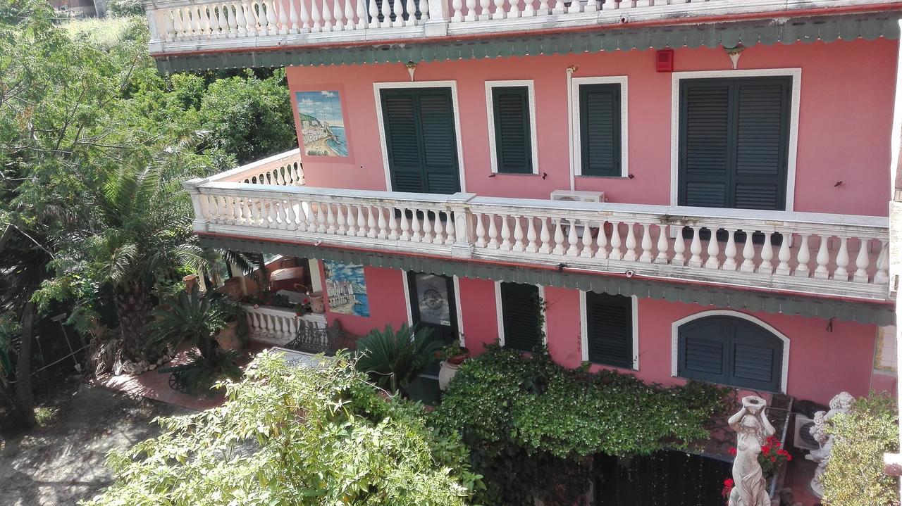 Hotel Sottovento Sant'Egidio del Monte Albino Exterior foto
